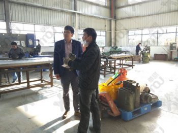 華謀咨詢(xún)?yōu)槟常C(jī)械加工行業(yè)）公司進(jìn)行現(xiàn)場(chǎng)打造輔導(dǎo)